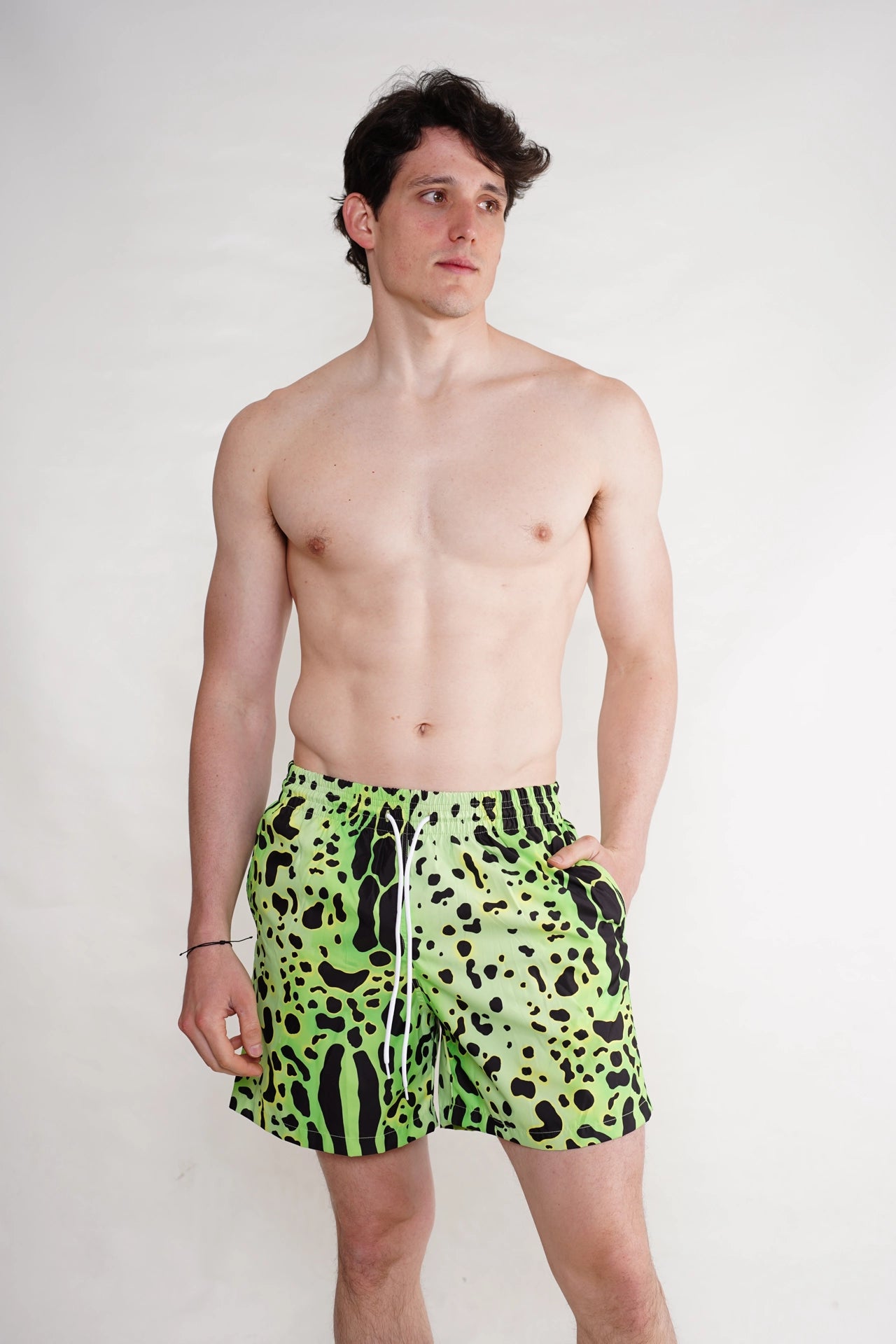SHORTS RANA VERDE