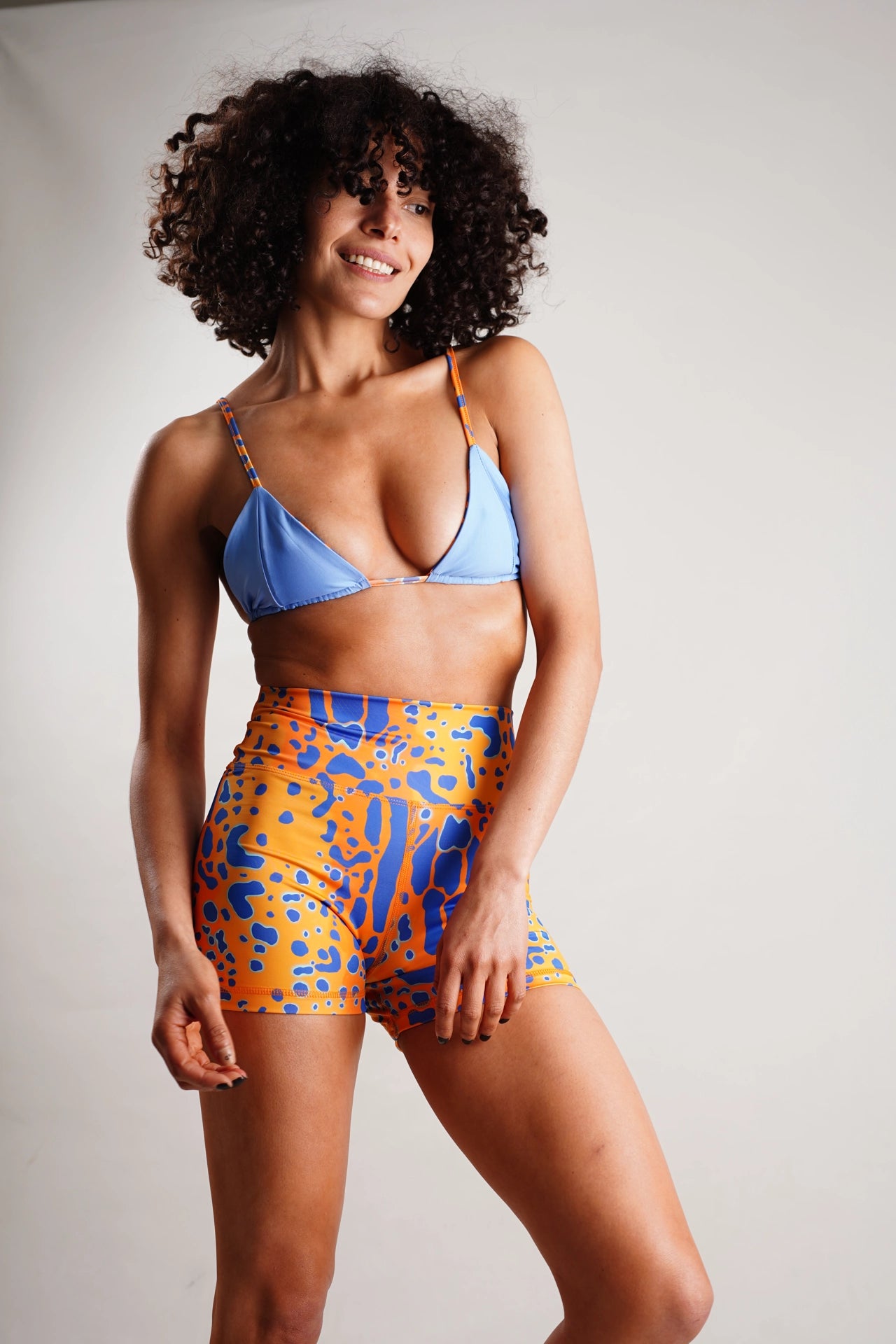 BIKER CORTO RANA NARANJA